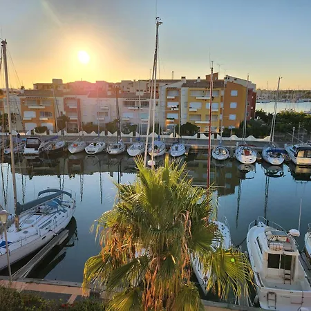 Appartement vue mer Ambassade du Soleil *