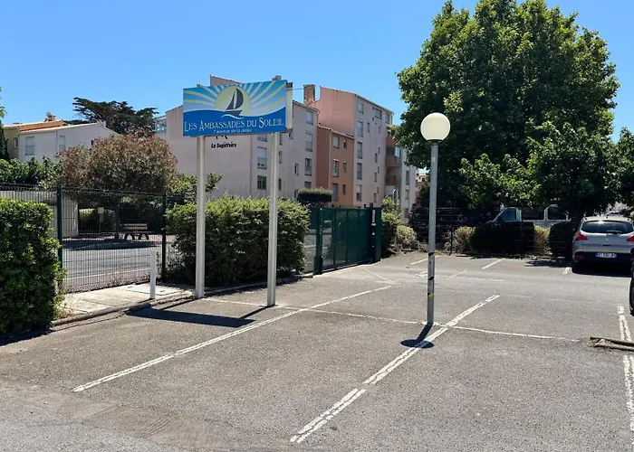 Vue Ambassade Du Soleil 아파트 아그