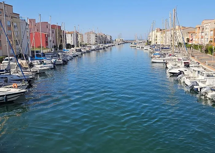 Vue Ambassade Du Soleil 아파트 *